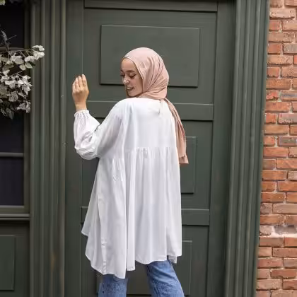 White jacquard blouse by Estringo Egyptian women's fashion brand