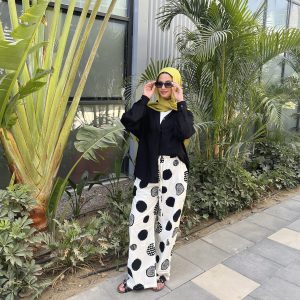 Polka Dots Off-white-Black