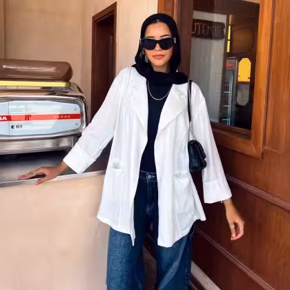 White linen blazer with built-in support by Estringo Egyptian women's fashion