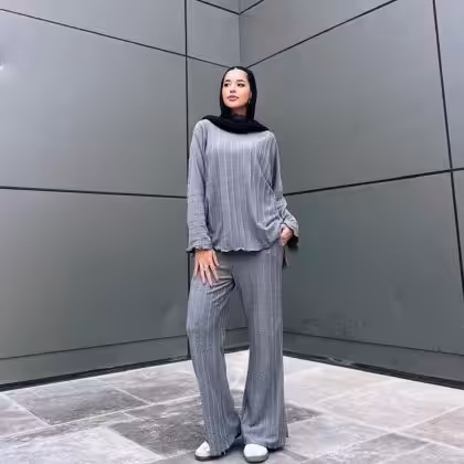 Grey mermaid knit set by Estringo Egyptian women's fashion brand