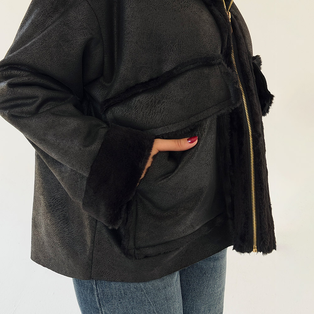 Black Cloud Jacket - Image 5