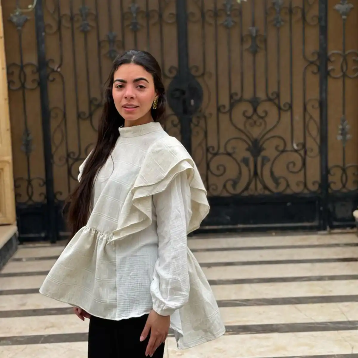 Estringo Perla Blouse in beige and off white for women